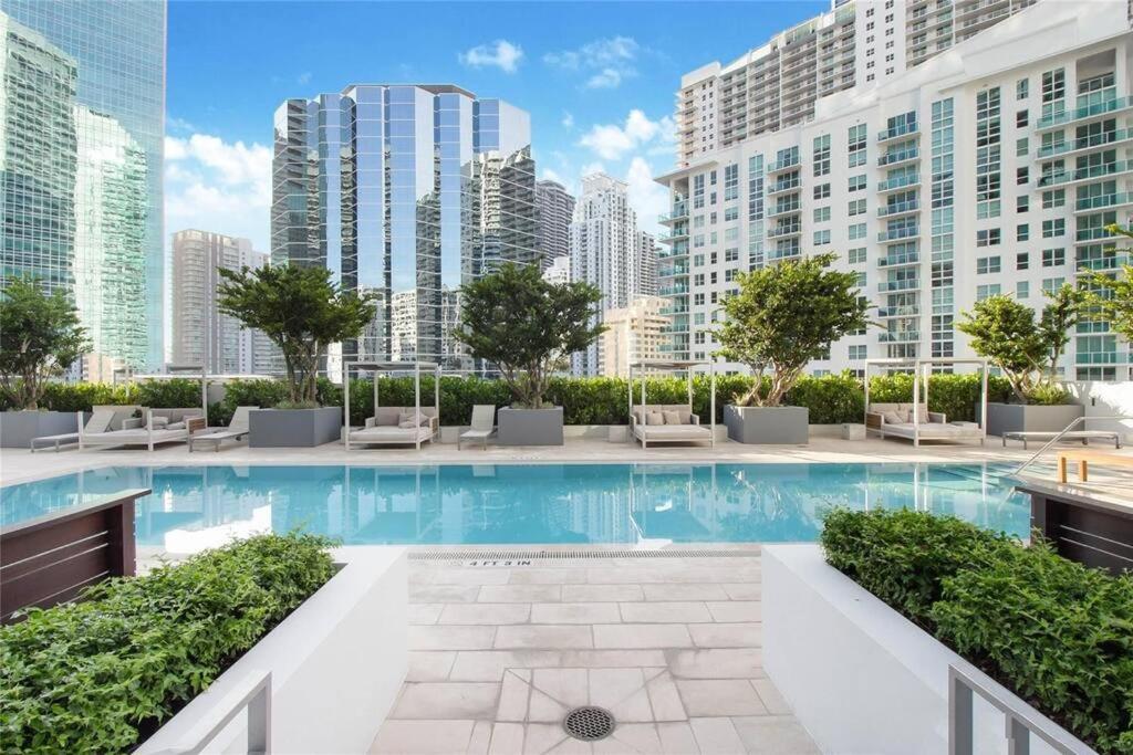 Lovely Upscale Condo Gorgeous View 2Bd 2Bath In Brickell 마이애미 외부 사진