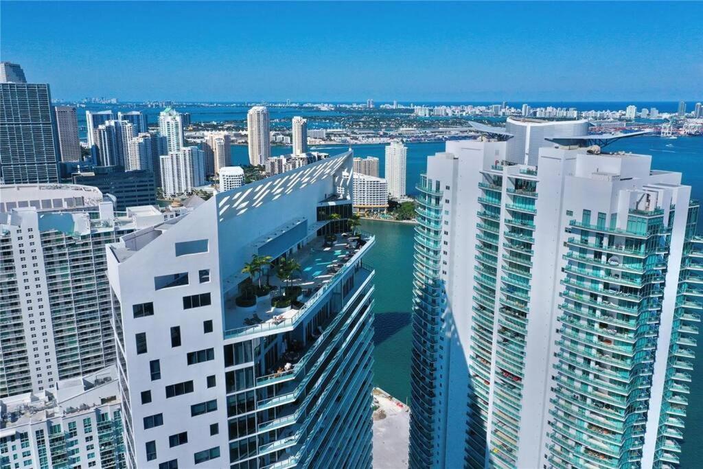 Lovely Upscale Condo Gorgeous View 2Bd 2Bath In Brickell 마이애미 외부 사진