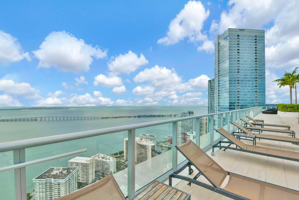 Lovely Upscale Condo Gorgeous View 2Bd 2Bath In Brickell 마이애미 외부 사진